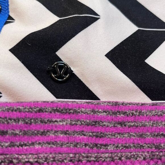 Lululemon Lot of 2 Vinyasa Wrap Scarves Shrugs Shawl - Picture 5 of 5